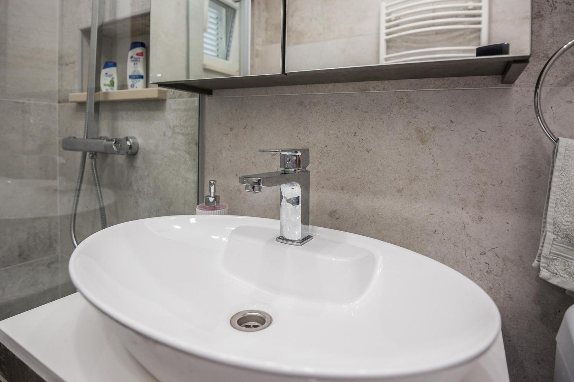 Apartments Trogrlic Privlaka  Bagian luar foto