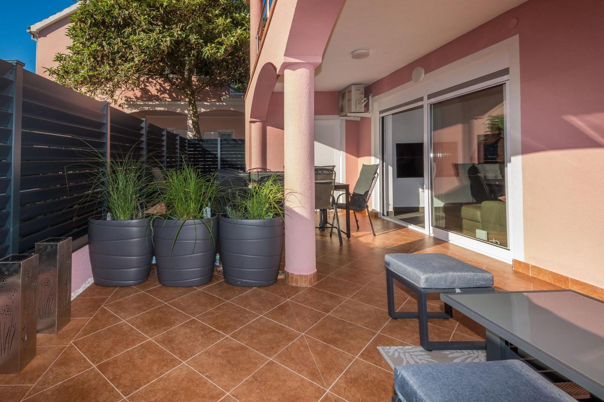 Apartments Trogrlic Privlaka  Bagian luar foto